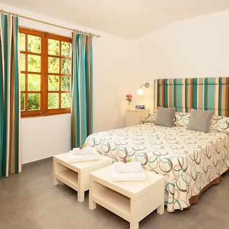فيلة Sleeps 5 Pool Air Con Wifi *